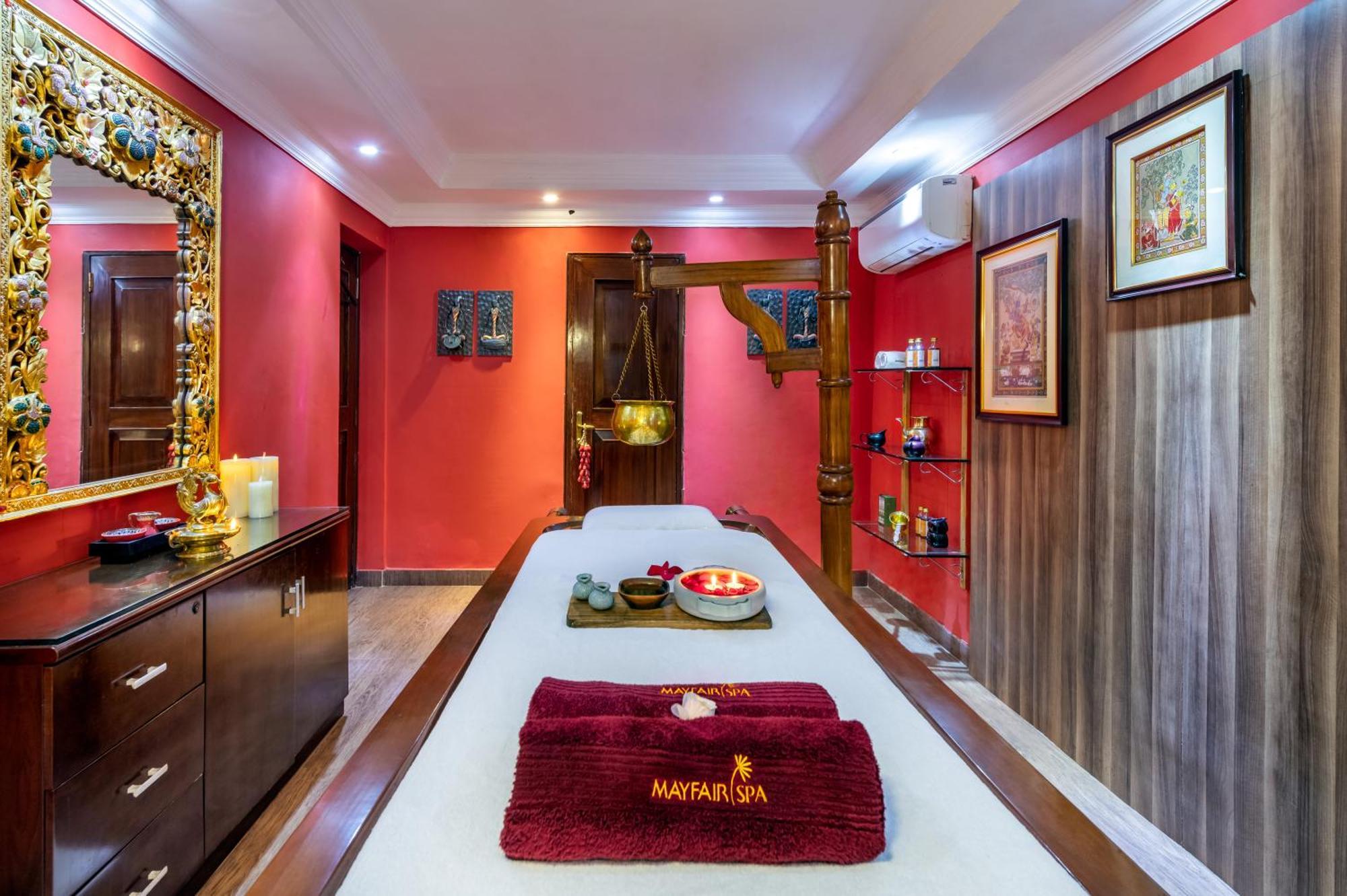 Mayfair Lagoon Bhubaneswar Exteriör bild
