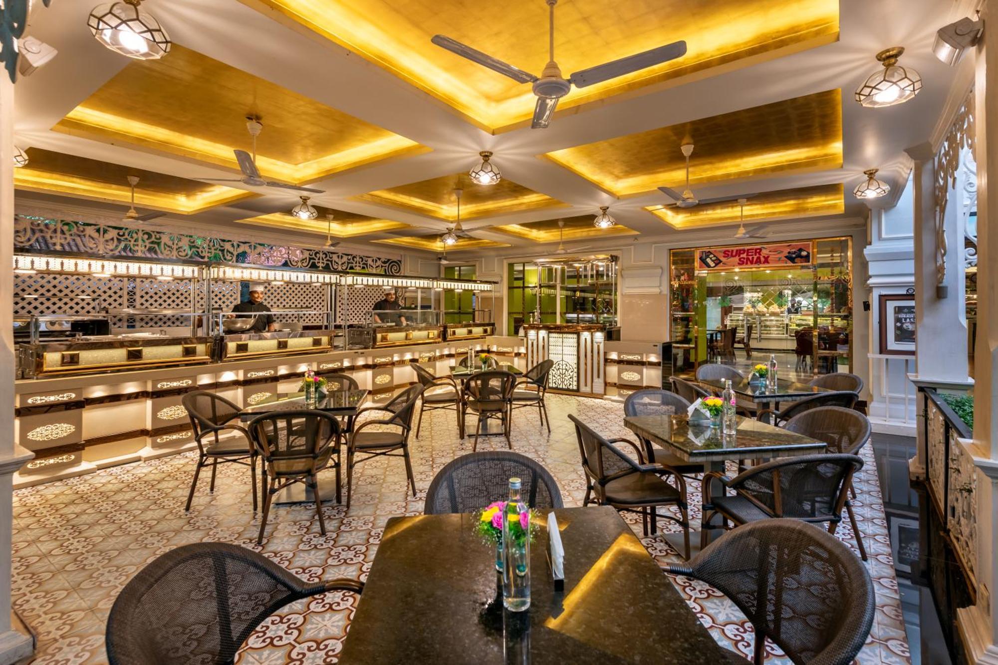 Mayfair Lagoon Bhubaneswar Exteriör bild