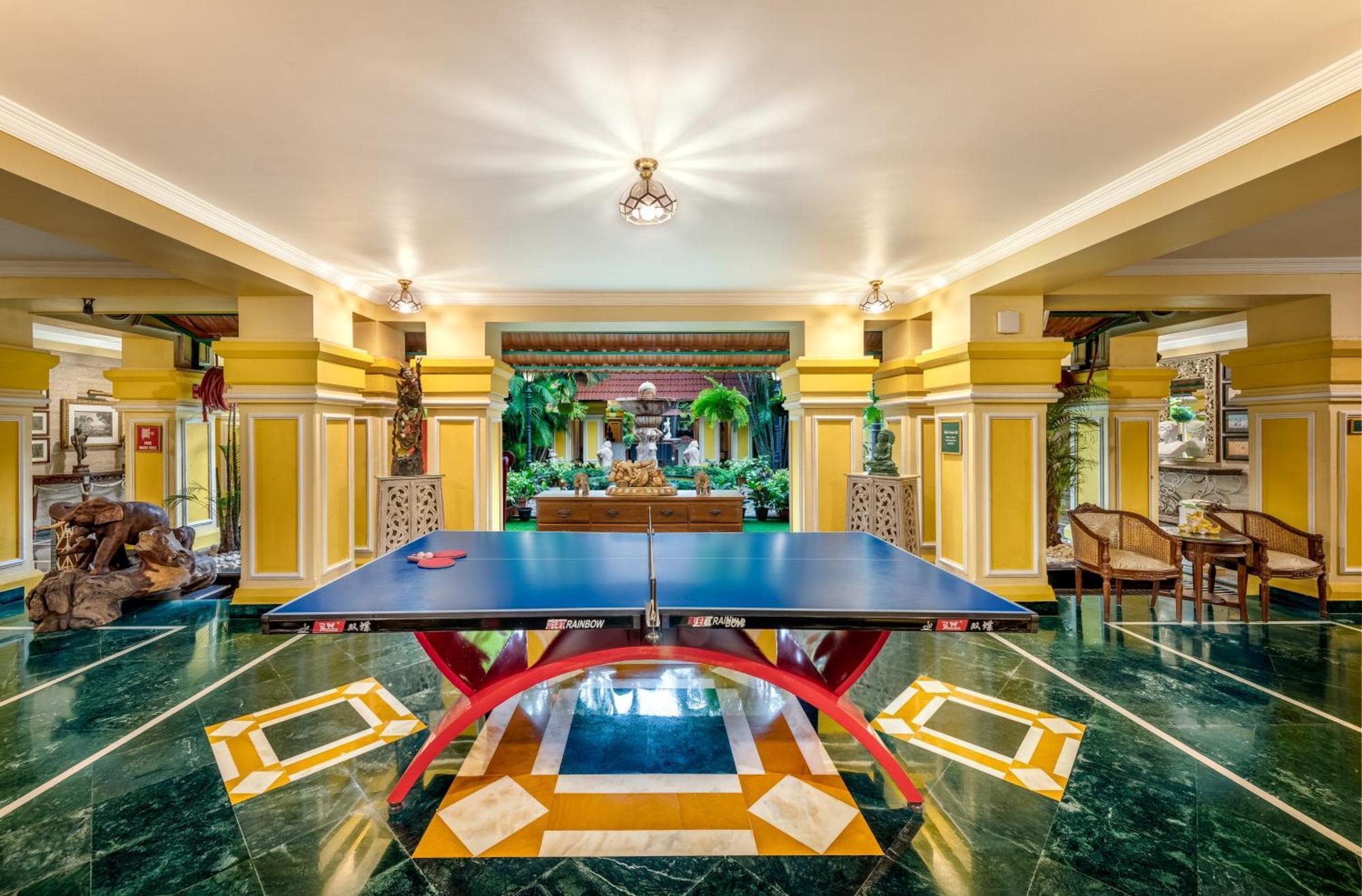 Mayfair Lagoon Bhubaneswar Exteriör bild