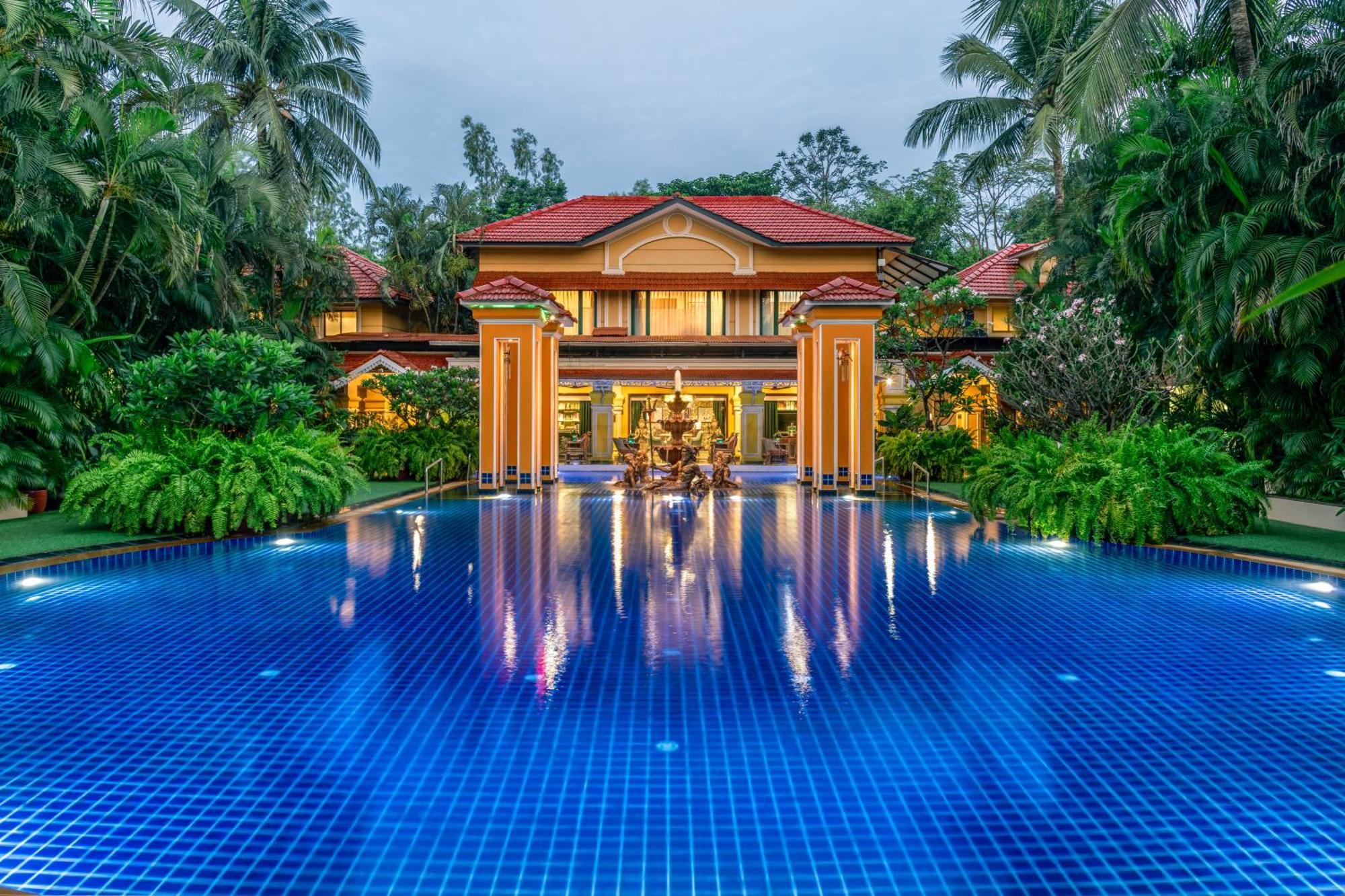 Mayfair Lagoon Bhubaneswar Exteriör bild